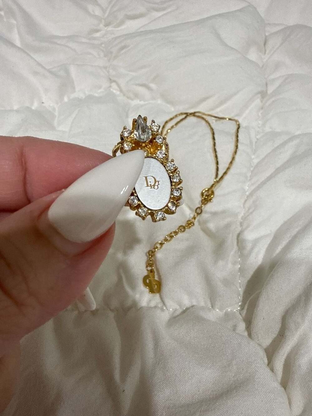 Vintage Christian Dior Gold Tone Oval Rhinestone Medallion Pendant Necklace - Picture 2 of 4